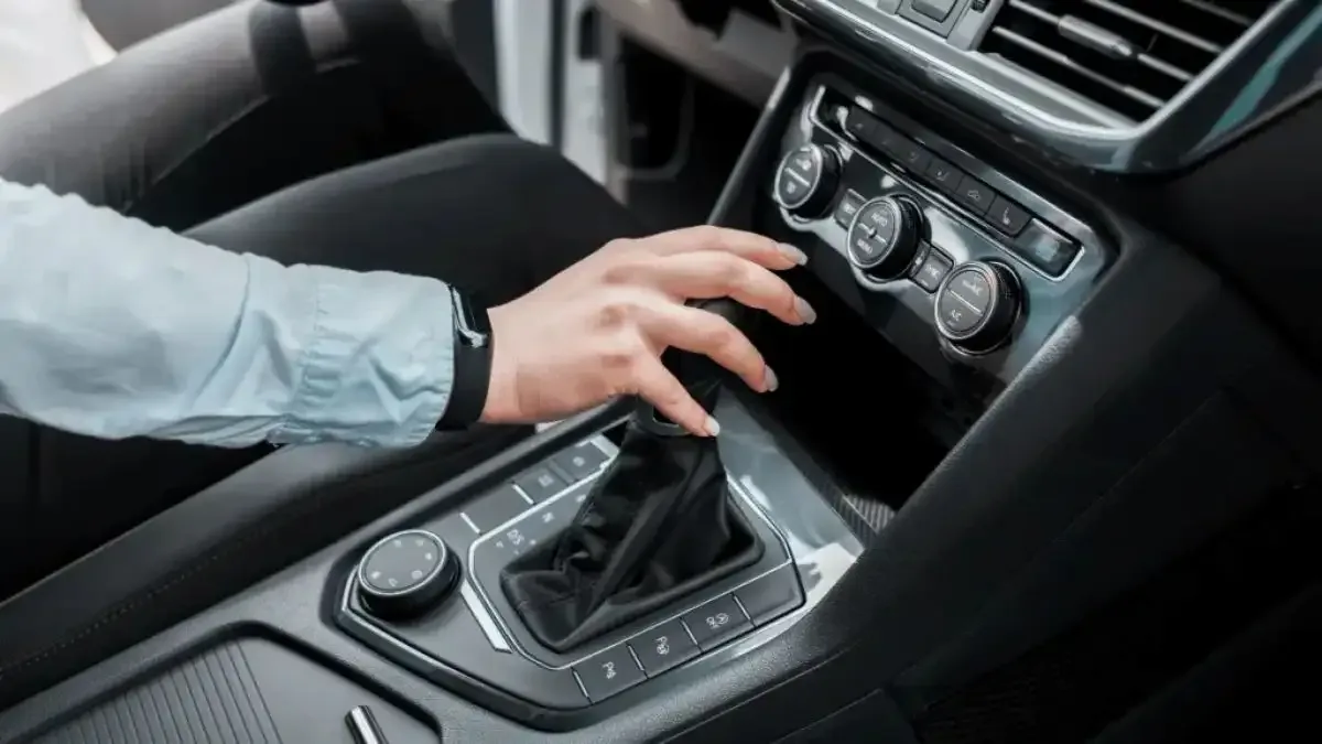 Após infiltração no joelho pode dirigir
